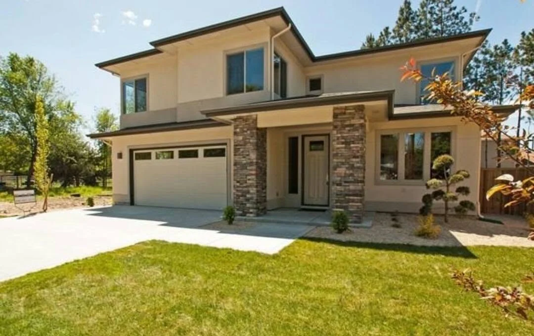 Exterior painting of a modern craftsman home in Boise, Idaho