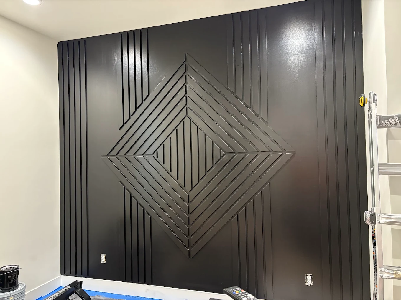 Custom accent wall painting in a Boise, Idaho home